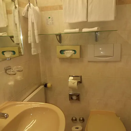 Astoria 3* Genève