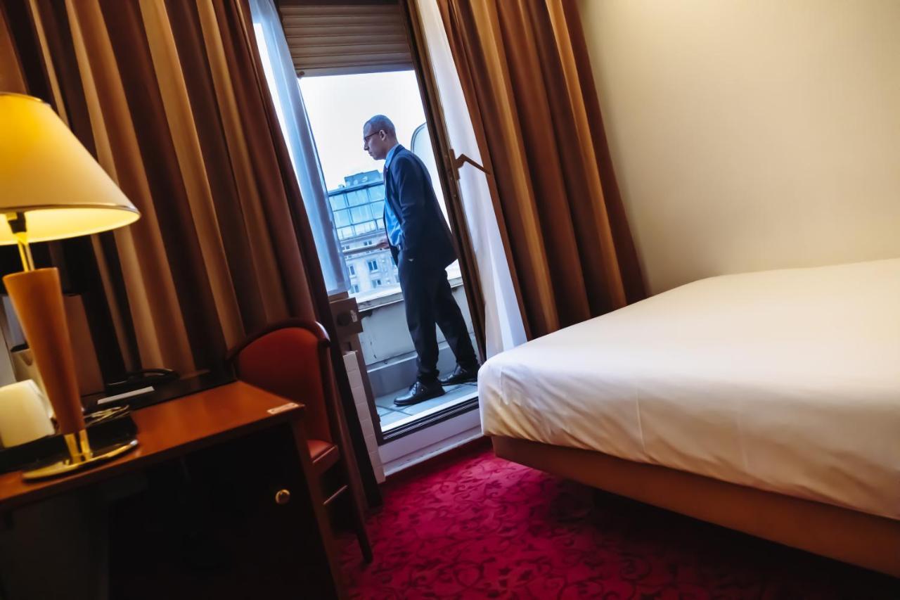 Astoria 3*