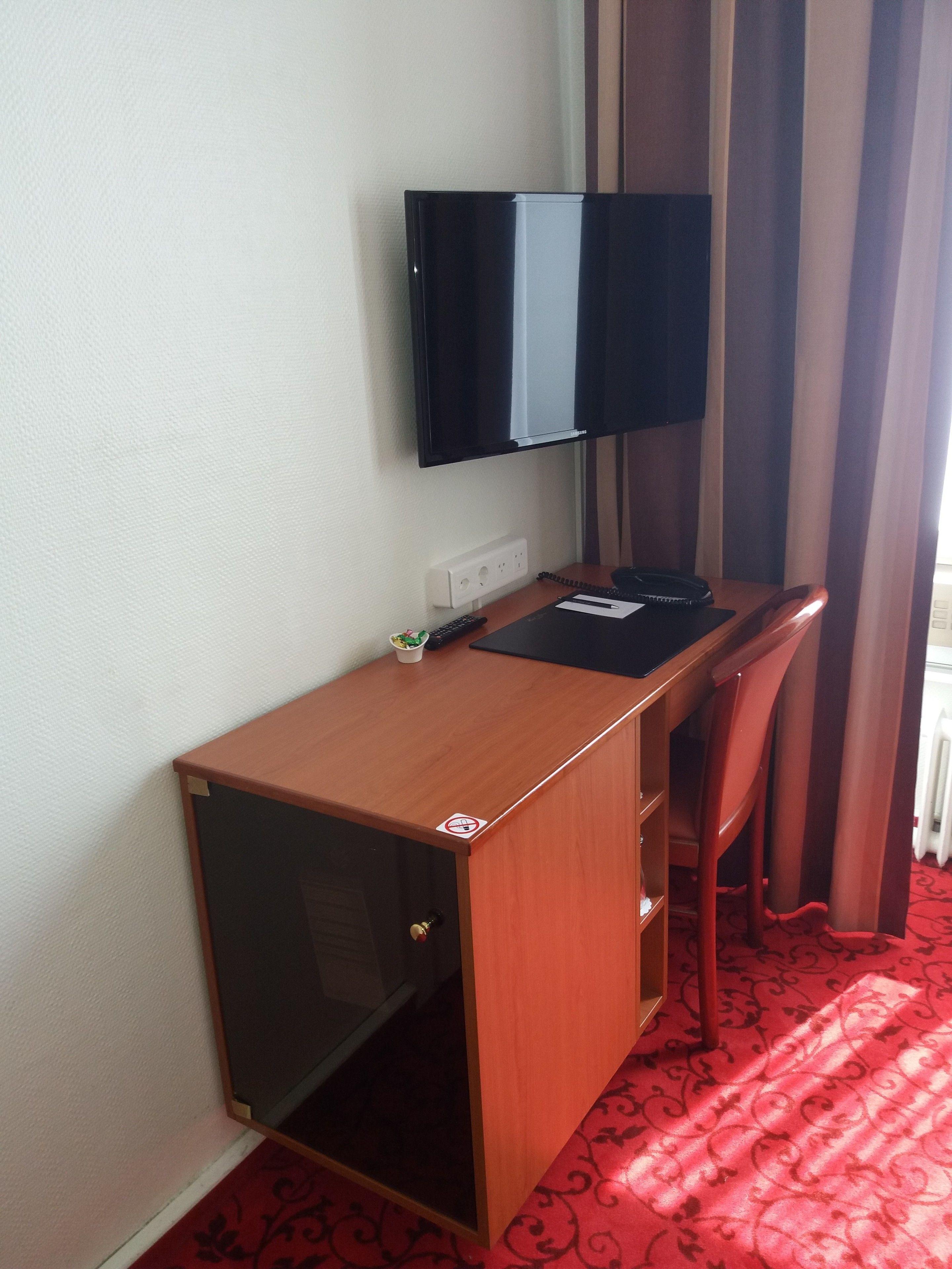 Astoria Hotel 3*