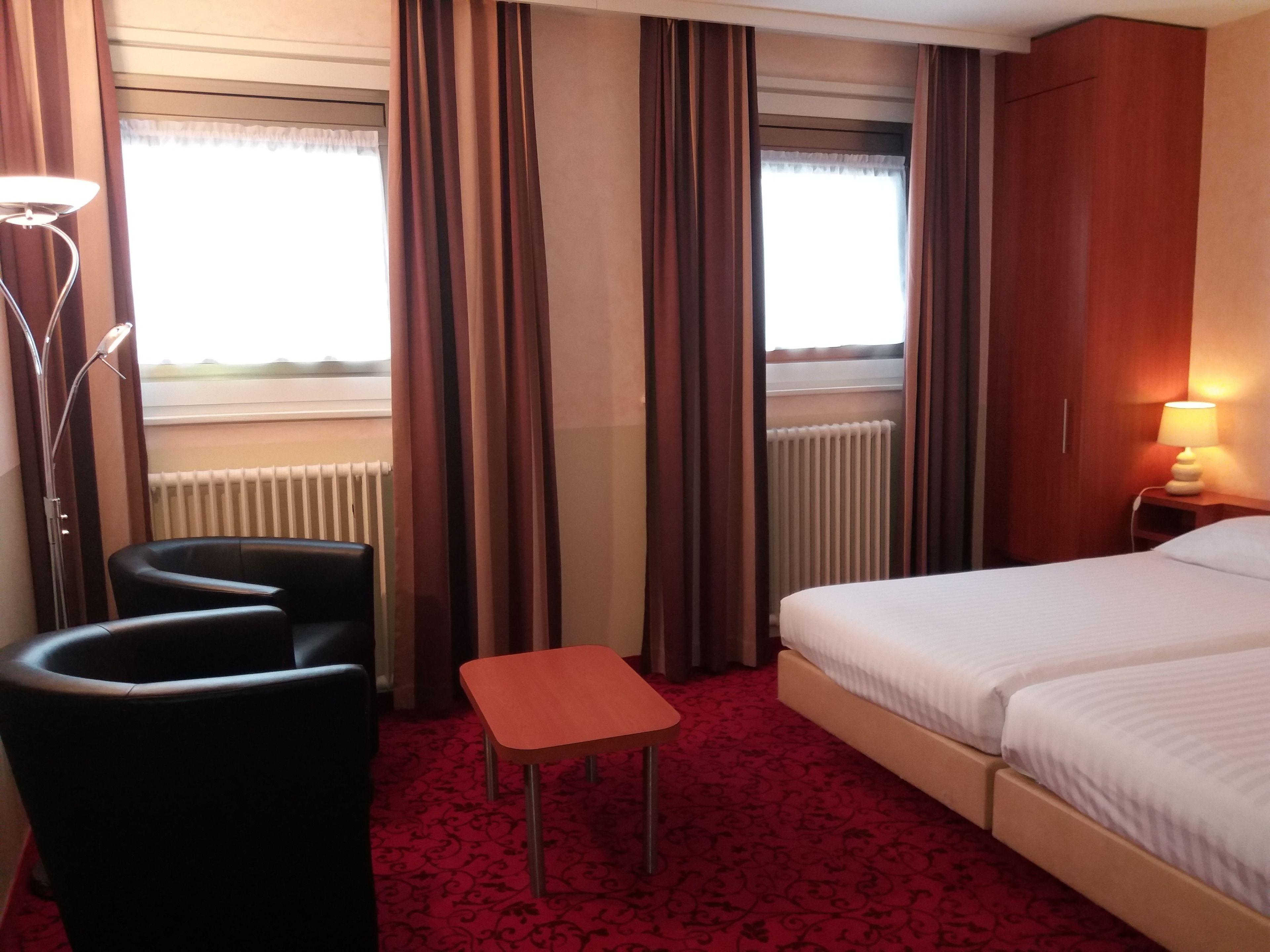 Astoria 3* Genève